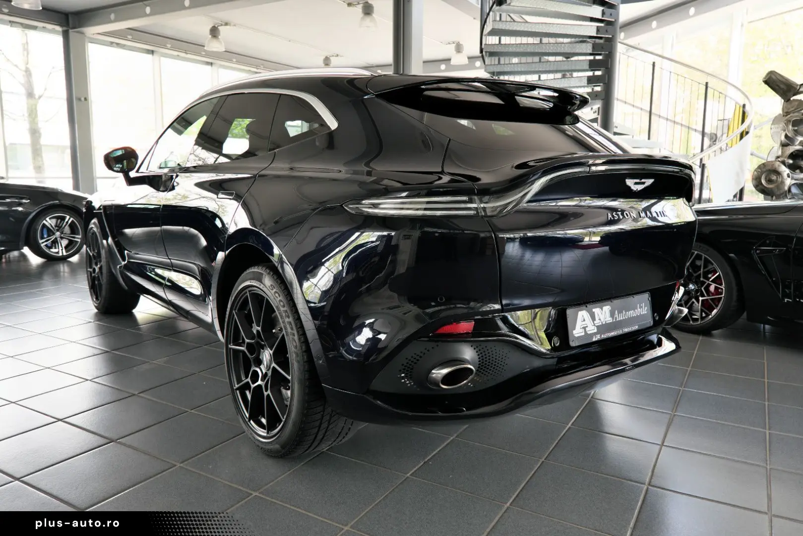 ASTON MARTIN DBX 4.0 V8 Sitzbelüftung Bi-Color DeutschesFZ