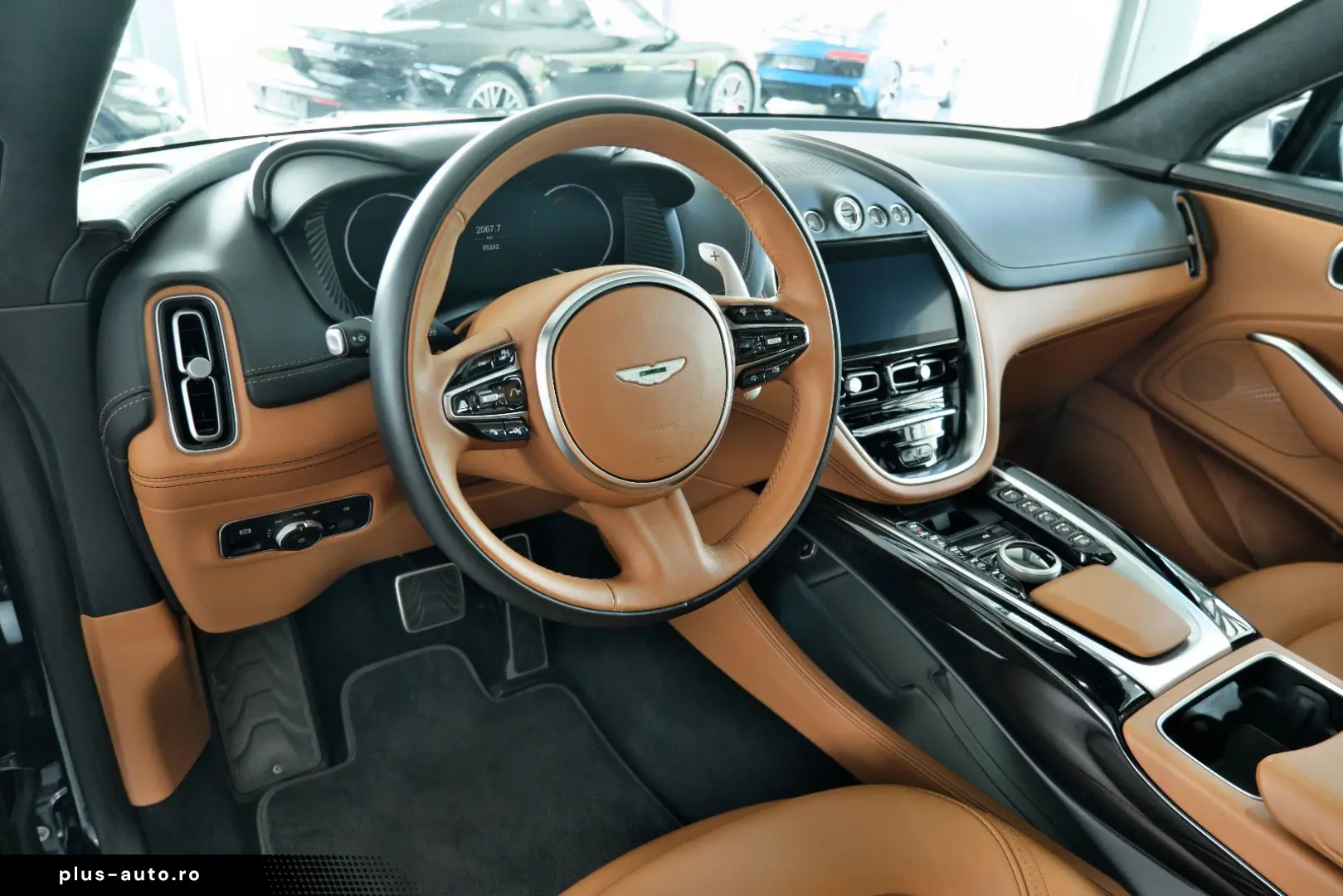 ASTON MARTIN DBX 4.0 V8 Sitzbelüftung Bi-Color DeutschesFZ