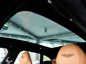 ASTON MARTIN DBX 4.0 V8 Sitzbelüftung Bi-Color DeutschesFZ