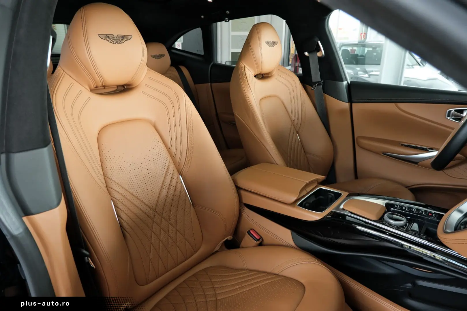 ASTON MARTIN DBX 4.0 V8 Sitzbelüftung Bi-Color DeutschesFZ