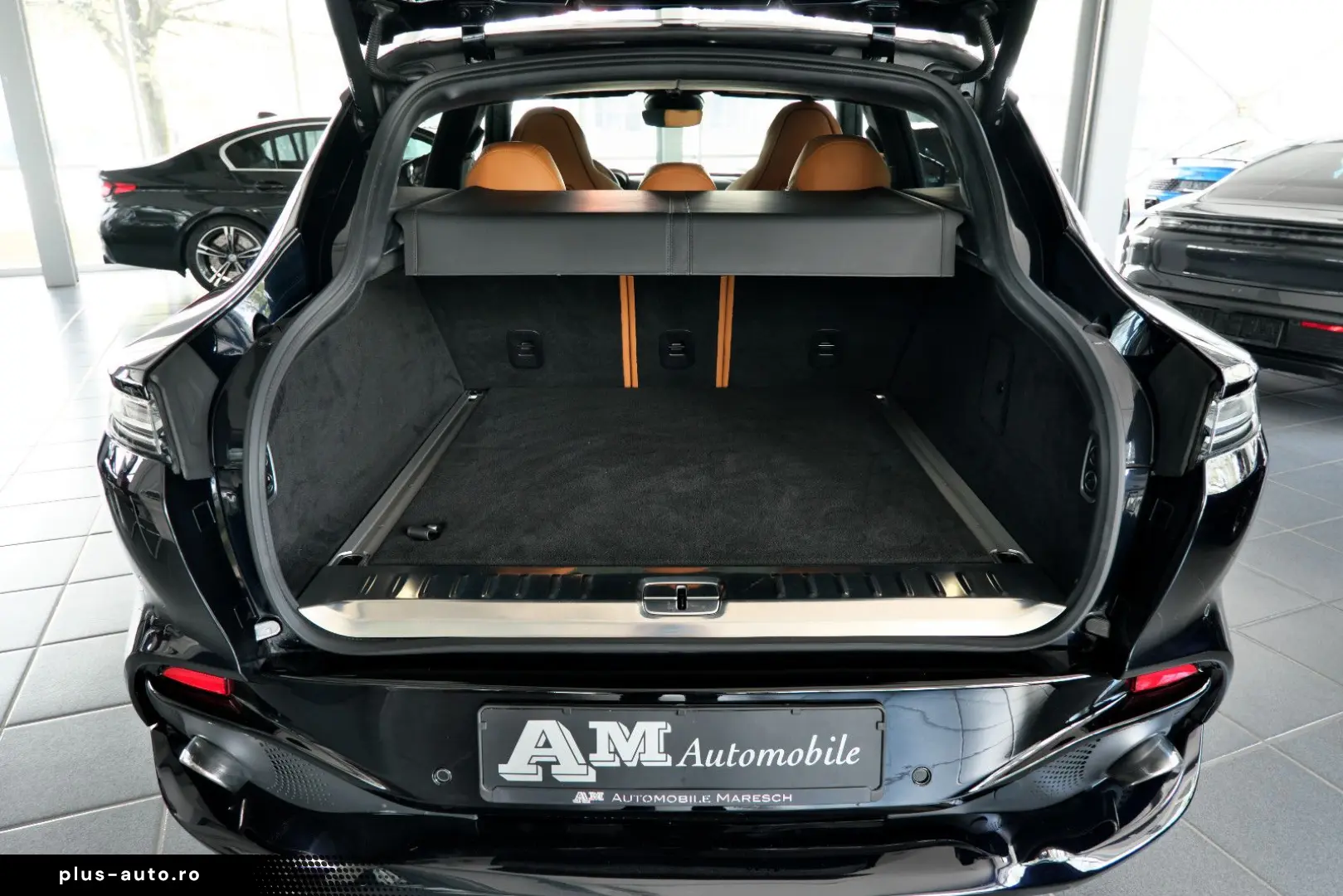 ASTON MARTIN DBX 4.0 V8 Sitzbelüftung Bi-Color DeutschesFZ