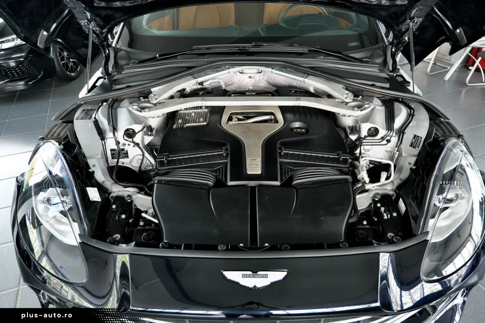 ASTON MARTIN DBX 4.0 V8 Sitzbelüftung Bi-Color DeutschesFZ