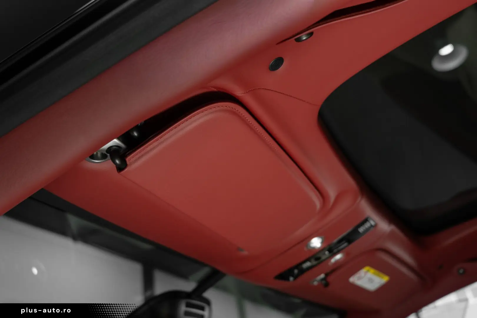 ASTON MARTIN DBX 4.0 V8 #Exclusive Farbkombi #deutsches Fzg.