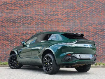 ASTON MARTIN DBX 4.0 V8   Pano - Scheckheft