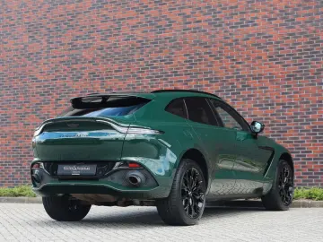 ASTON MARTIN DBX 4.0 V8   Pano - Scheckheft