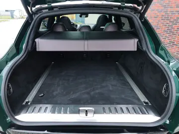ASTON MARTIN DBX 4.0 V8   Pano - Scheckheft