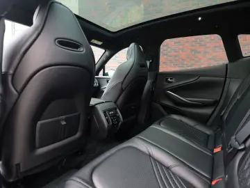 ASTON MARTIN DBX 4.0 V8   Pano - Scheckheft
