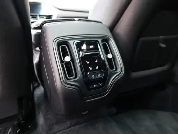 ASTON MARTIN DBX 4.0 V8   Pano - Scheckheft