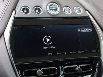 ASTON MARTIN DBX 4.0 V8   Pano - Scheckheft