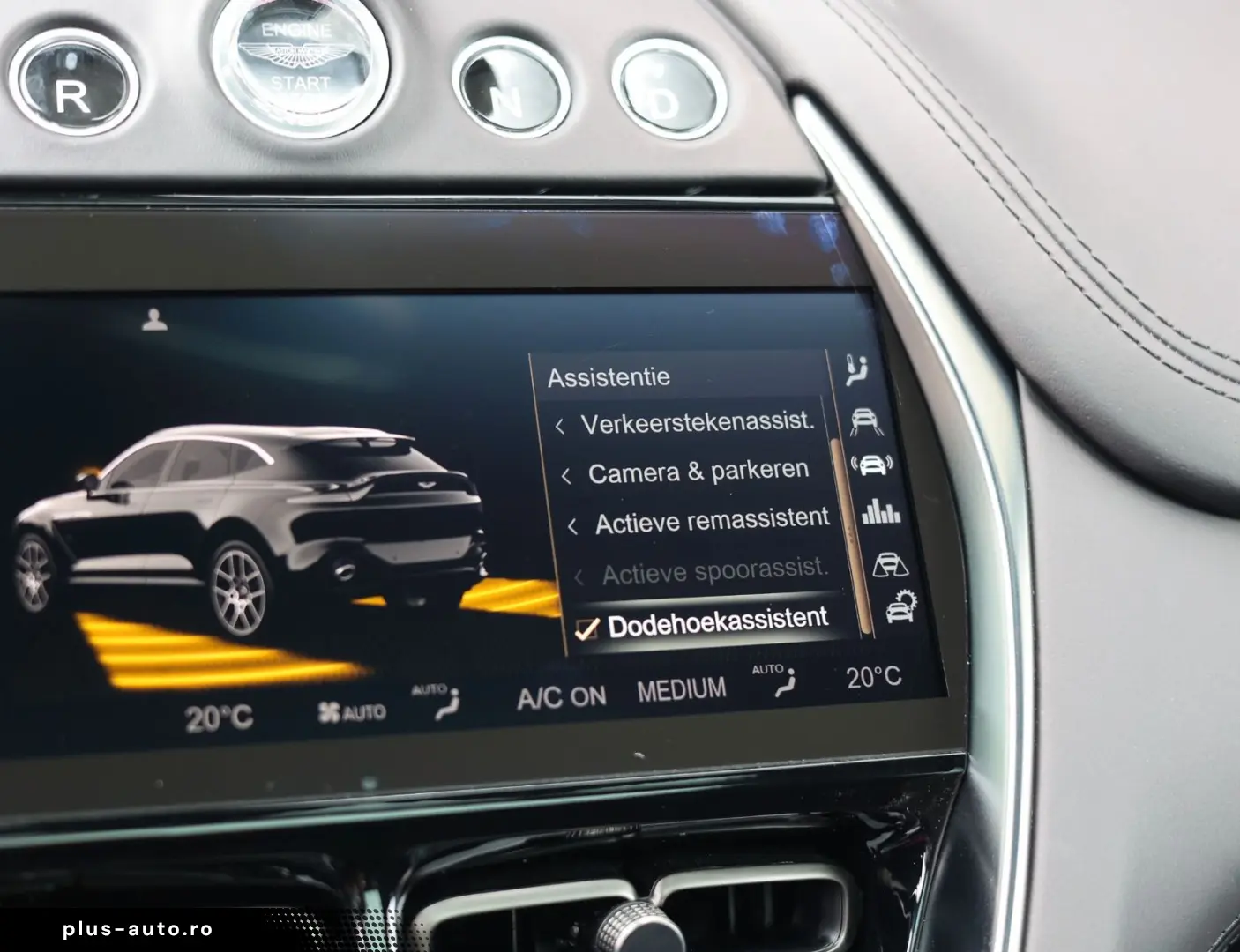 ASTON MARTIN DBX 4.0 V8   Pano - Scheckheft