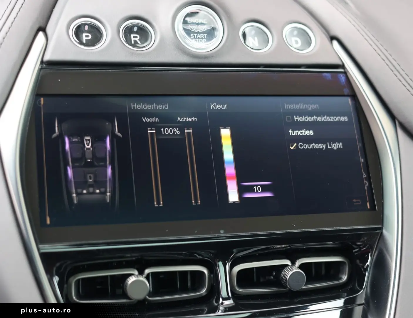 ASTON MARTIN DBX 4.0 V8   Pano - Scheckheft
