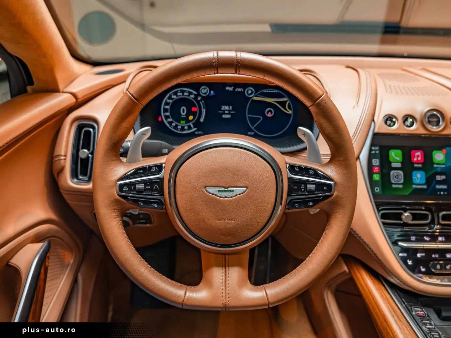 ASTON MARTIN DBX 4.0 V8