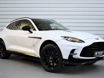ASTON MARTIN DBX 4.0 V8 DBX707 Keramik Carbon Panorama