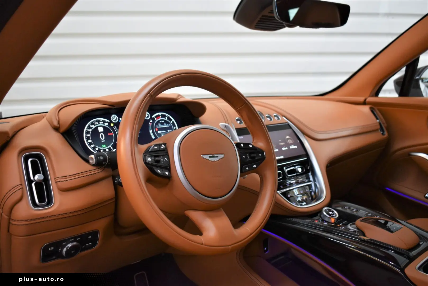ASTON MARTIN DBX 4.0 V8 DBX707 Keramik Carbon Panorama