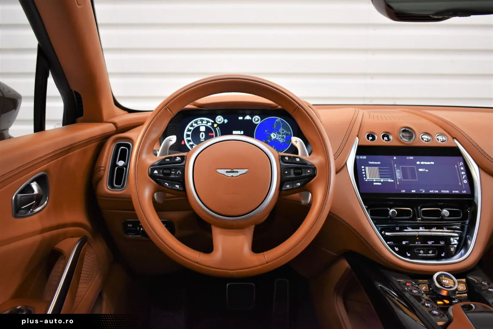 ASTON MARTIN DBX 4.0 V8 DBX707 Keramik Carbon Panorama