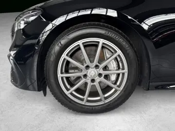MERCEDES-BENZ E 200 d Limousine AMG PANO SUPER 360 BURM ACC