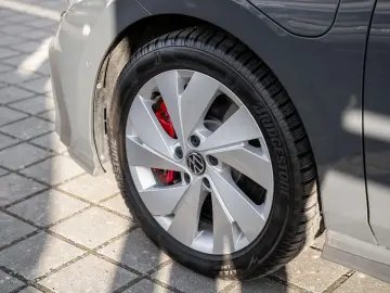 VW Golf VIII 1.5 eHybrid GTE 1.5 TSI eHybrid 200 kW