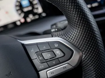 VW Golf VIII 1.5 eHybrid GTE 1.5 TSI eHybrid 200 kW