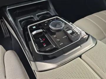 BMW 750e xDrive M Sport Pro DA&PA-Prof. 21 LMR
