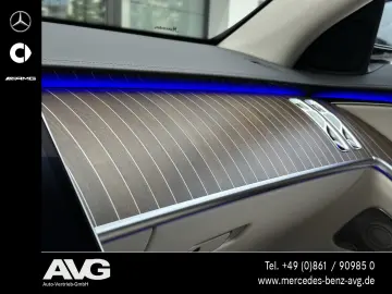 MERCEDES-BENZ AMG S 63 E Pano HUD Burm3D 4xMassage Night TV