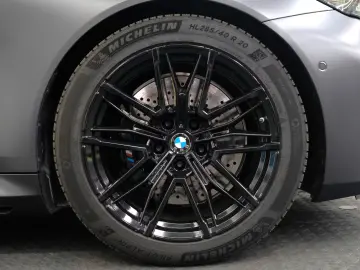 BMW M5 Touring CARBON GLOW B&W DRIVER MATT