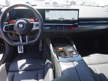 BMW M5 Touring Ultimate Package Carbon
