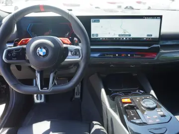 BMW M5 Touring Ultimate Package Carbon