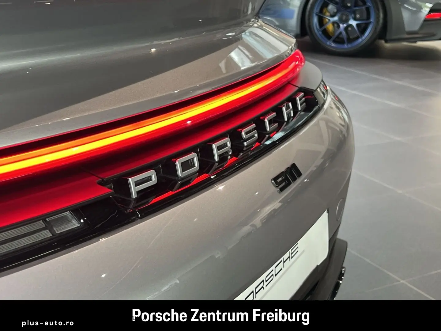 PORSCHE 992 911 Carrera S Burmester InnoDrive HA-Lenkung