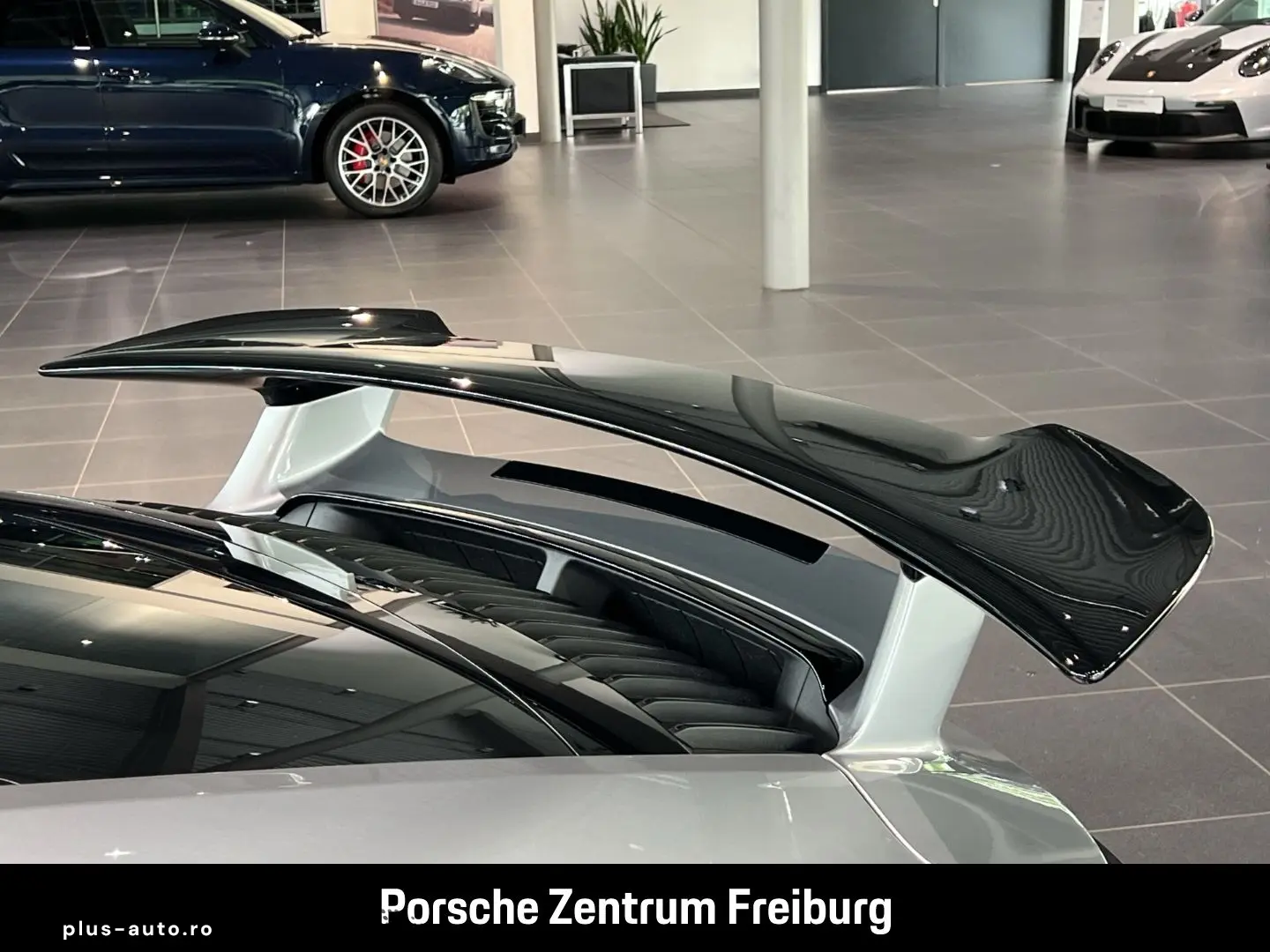 PORSCHE 992 911 Carrera S Burmester InnoDrive HA-Lenkung