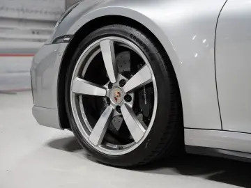 PORSCHE 992 992.1 911 Turbo S Cabriolet Burmester PCCB