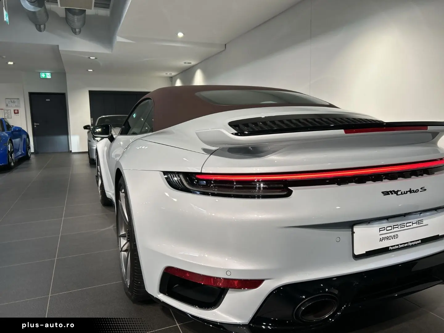 PORSCHE 992 911 Turbo S Cabriolet Burmester Nachtsicht