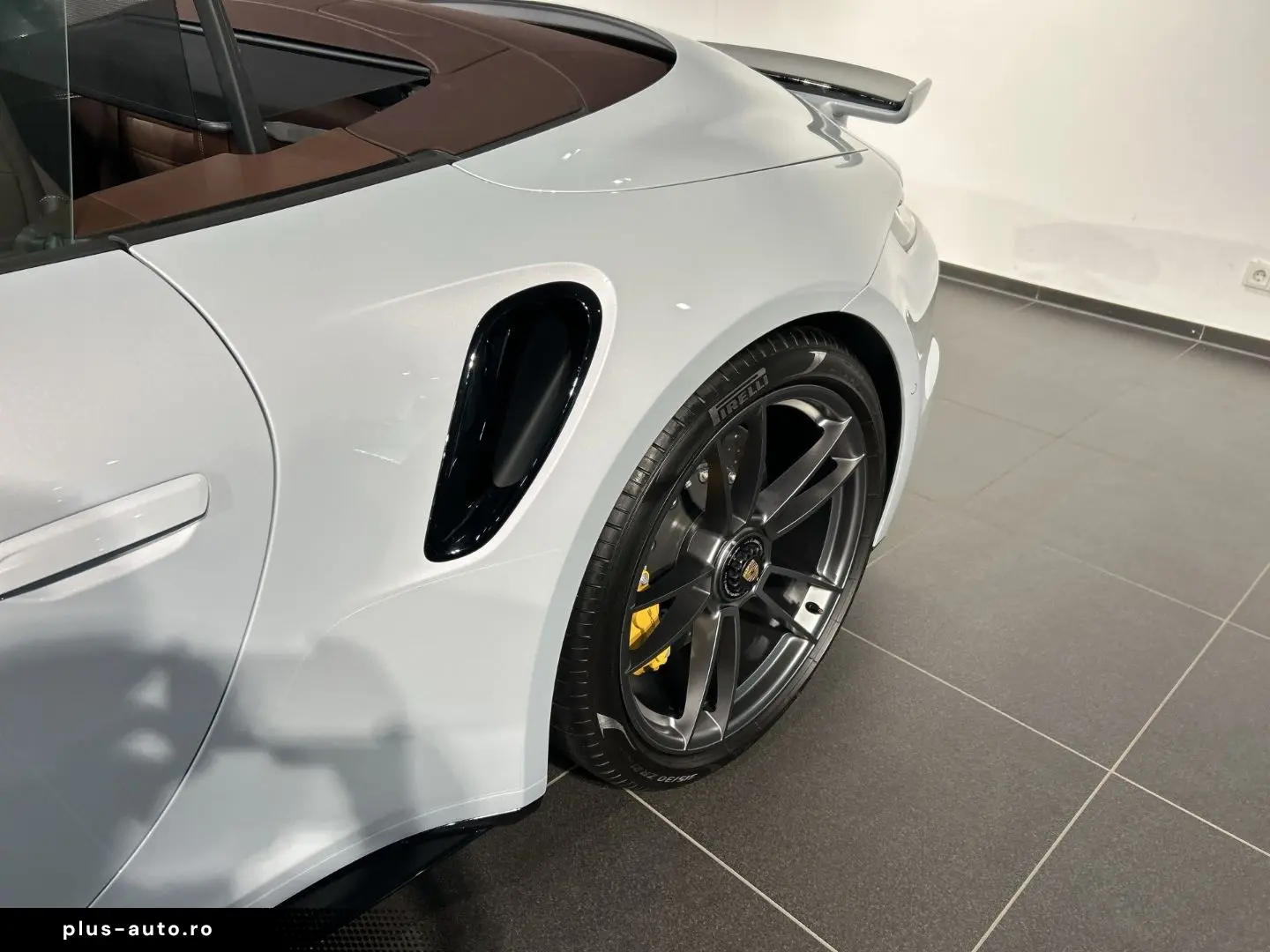 PORSCHE 992 911 Turbo S Cabriolet Burmester Nachtsicht