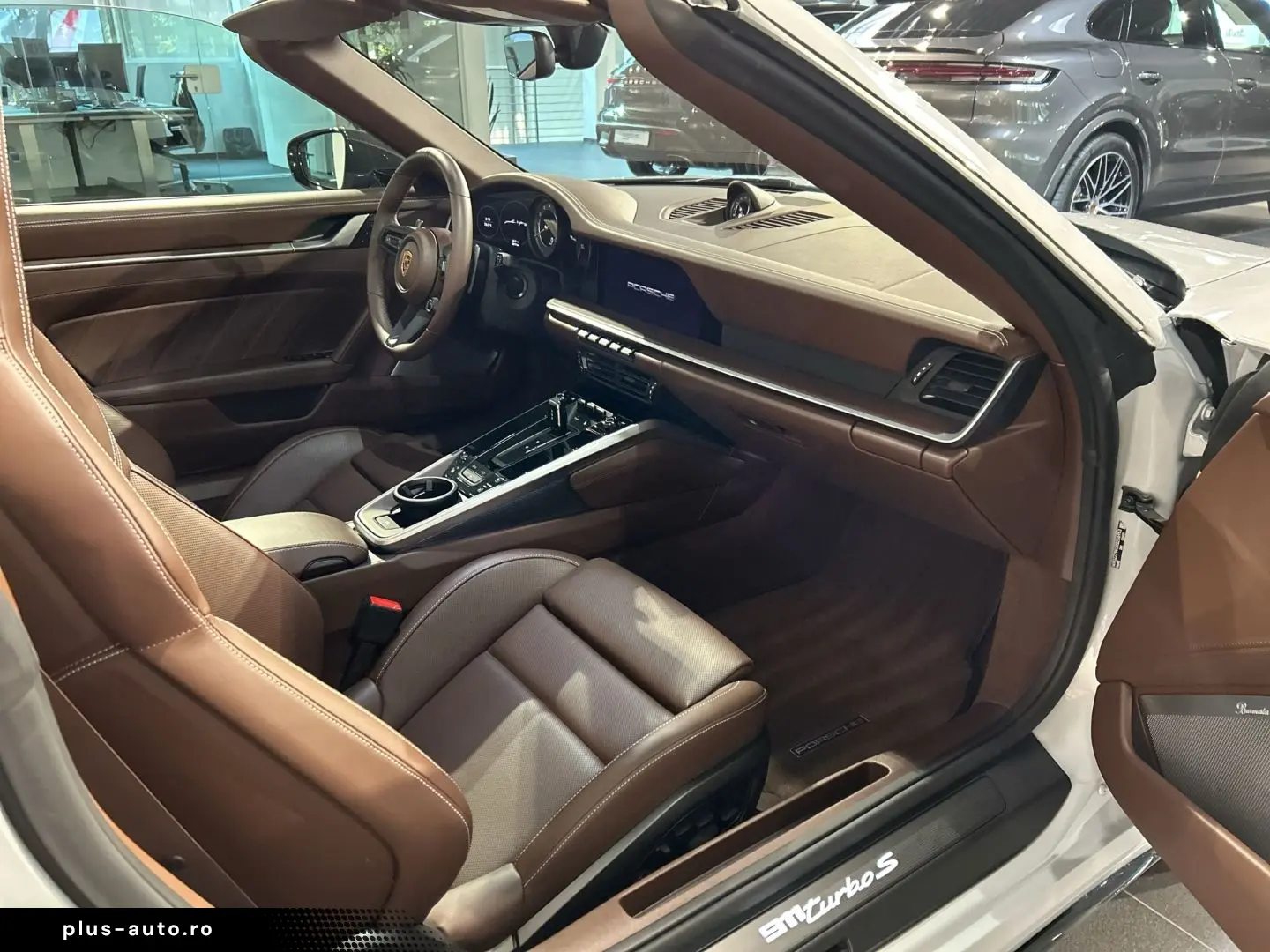 PORSCHE 992 911 Turbo S Cabriolet Burmester Nachtsicht