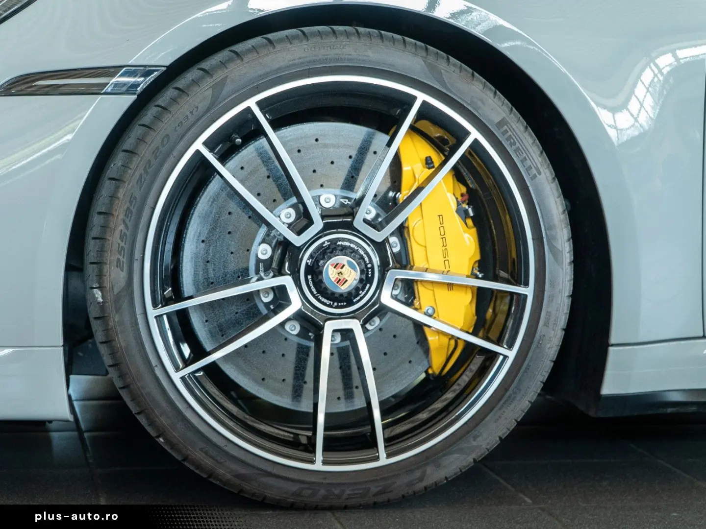 PORSCHE 911 992  Turbo S Cabrio Burm 360 Lift PASM Sport
