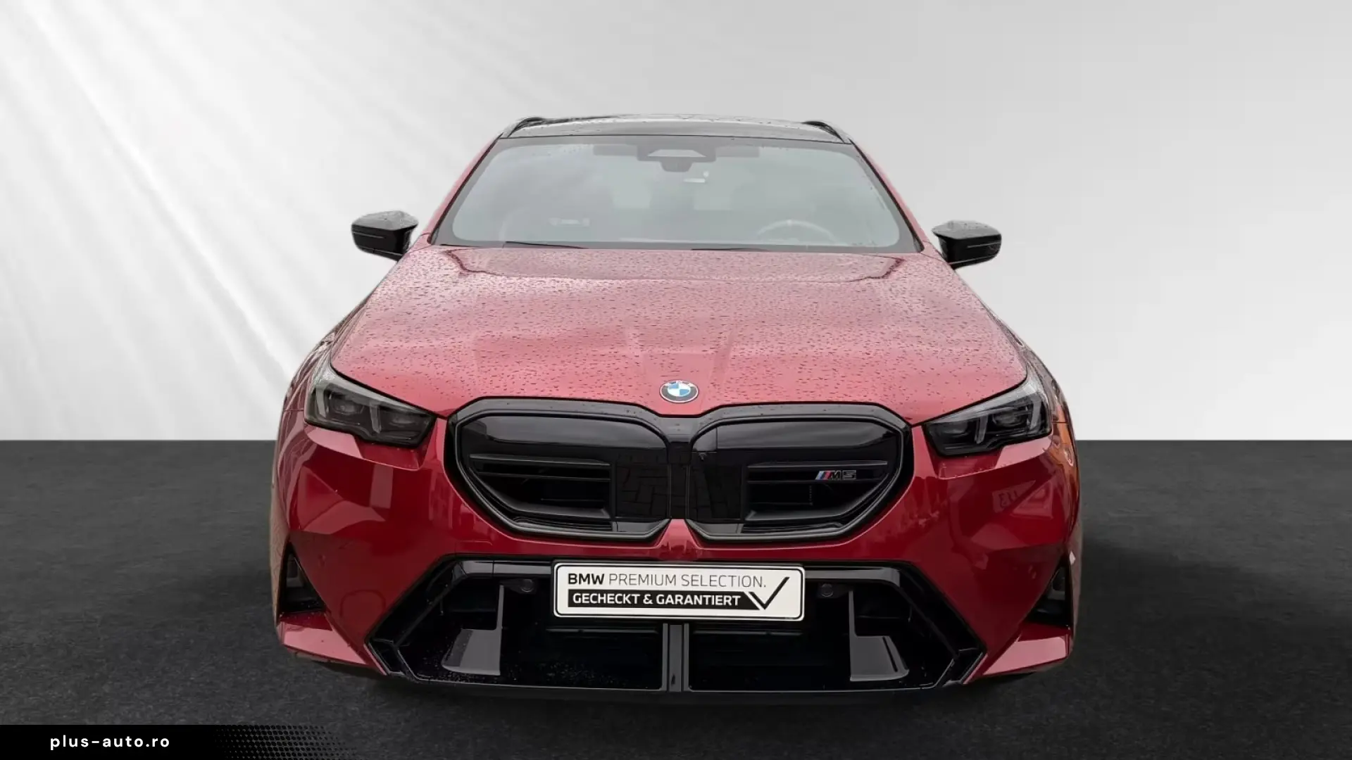 BMW M5 Touring   B&W