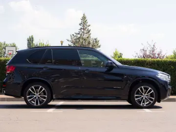 BMW X5 xDrive40d M Sport F15 - LIVRARE IMEDIATA!