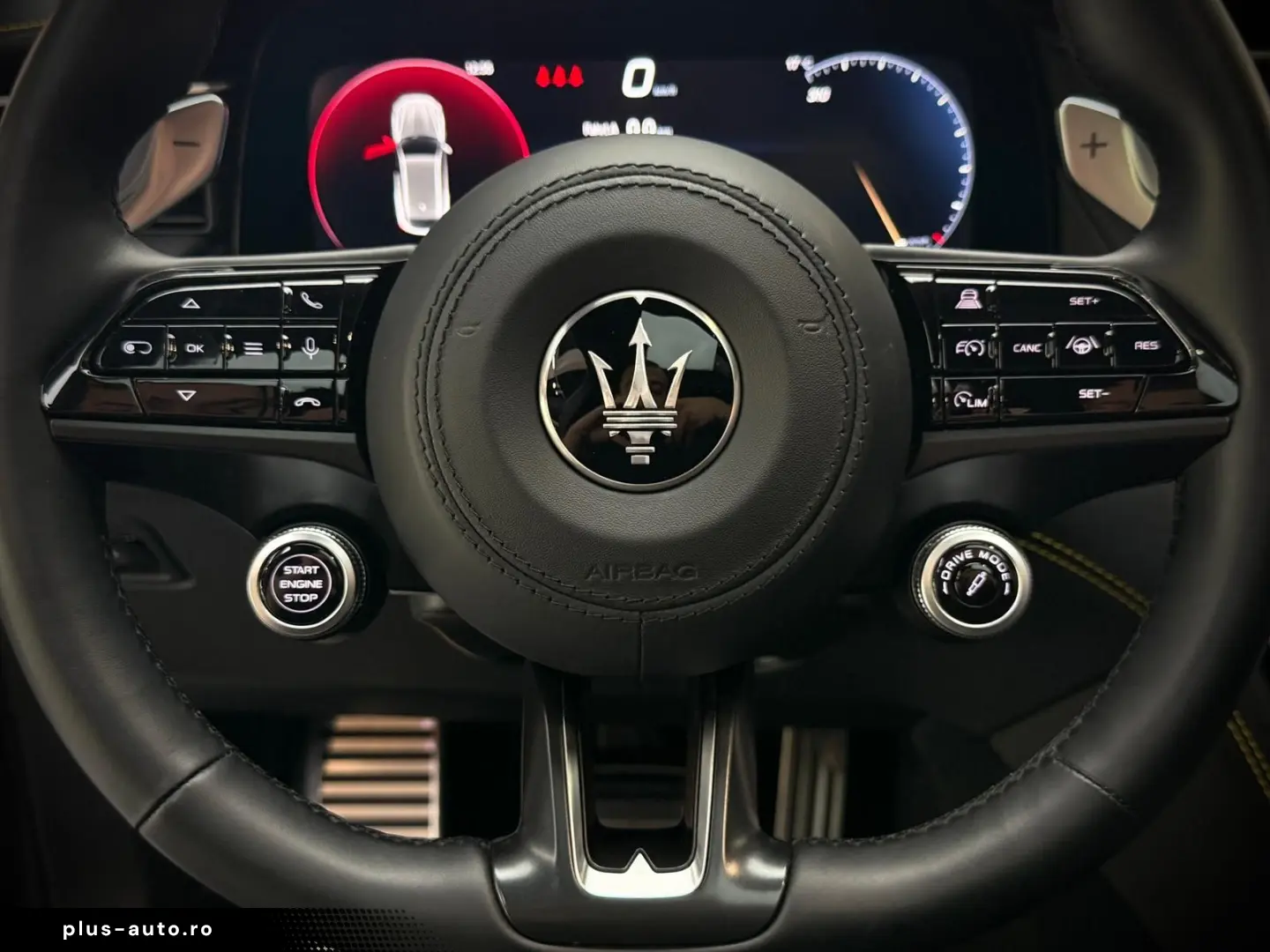MASERATI Grecale Trofeo Pano HuD SitzKlima Sonus ACC 360