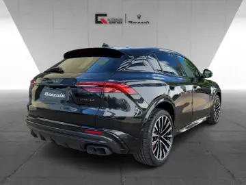 MASERATI Grecale Trofeo 530PS AWD V6