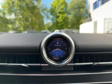 MASERATI Grecale Trofeo 530PS AWD V6
