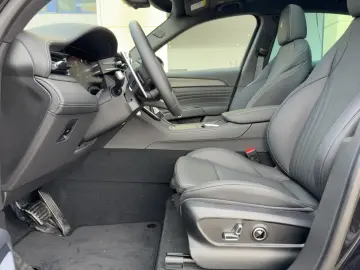 MASERATI Grecale Trofeo 530PS AWD V6