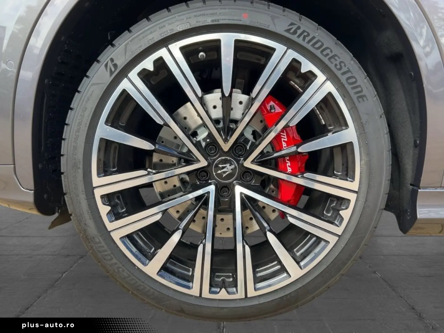 MASERATI Grecale Trofeo V6 AWD - Carbon
