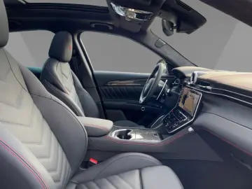 MASERATI Grecale Trofeo V6 AWD - Carbon