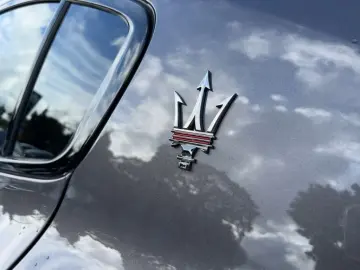 MASERATI Grecale Trofeo V6 AWD - Carbon