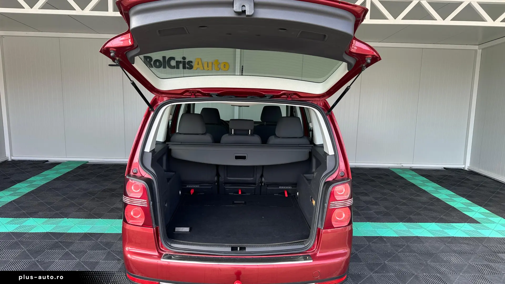 Volkswagen Touran 1.9 Diesel 105 CP An 2010