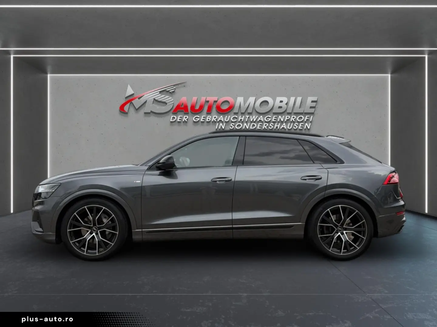 AUDI Q8 55 TFSI quattro Sline MATRIX PANO B&O AHK HUD