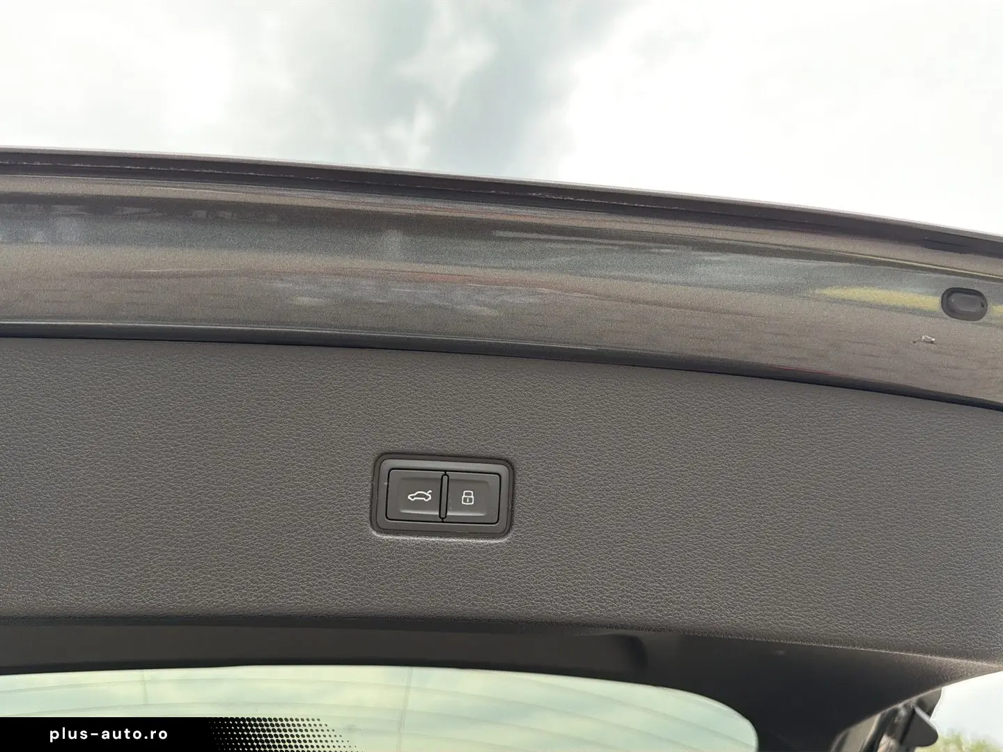 AUDI Q8 55 TFSI quattro Sline MATRIX PANO B&O AHK HUD