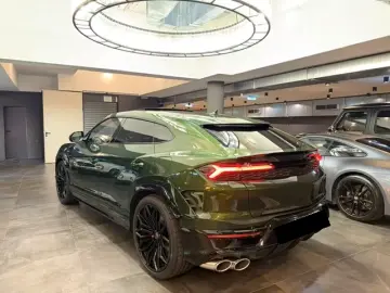 Lamborghini Urus SE 4.0 V8 Plug-in Hybrid