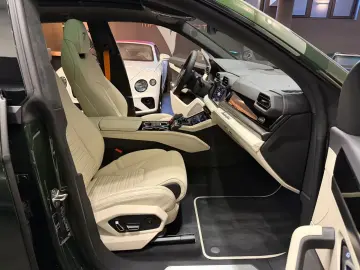 Lamborghini Urus SE 4.0 V8 Plug-in Hybrid