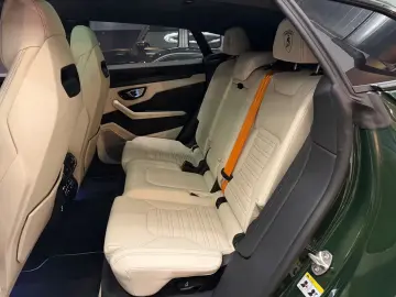 Lamborghini Urus SE 4.0 V8 Plug-in Hybrid