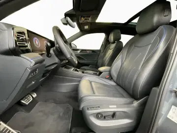 Volkswagen Tiguan R-Line eHybrid DSG 272 CP